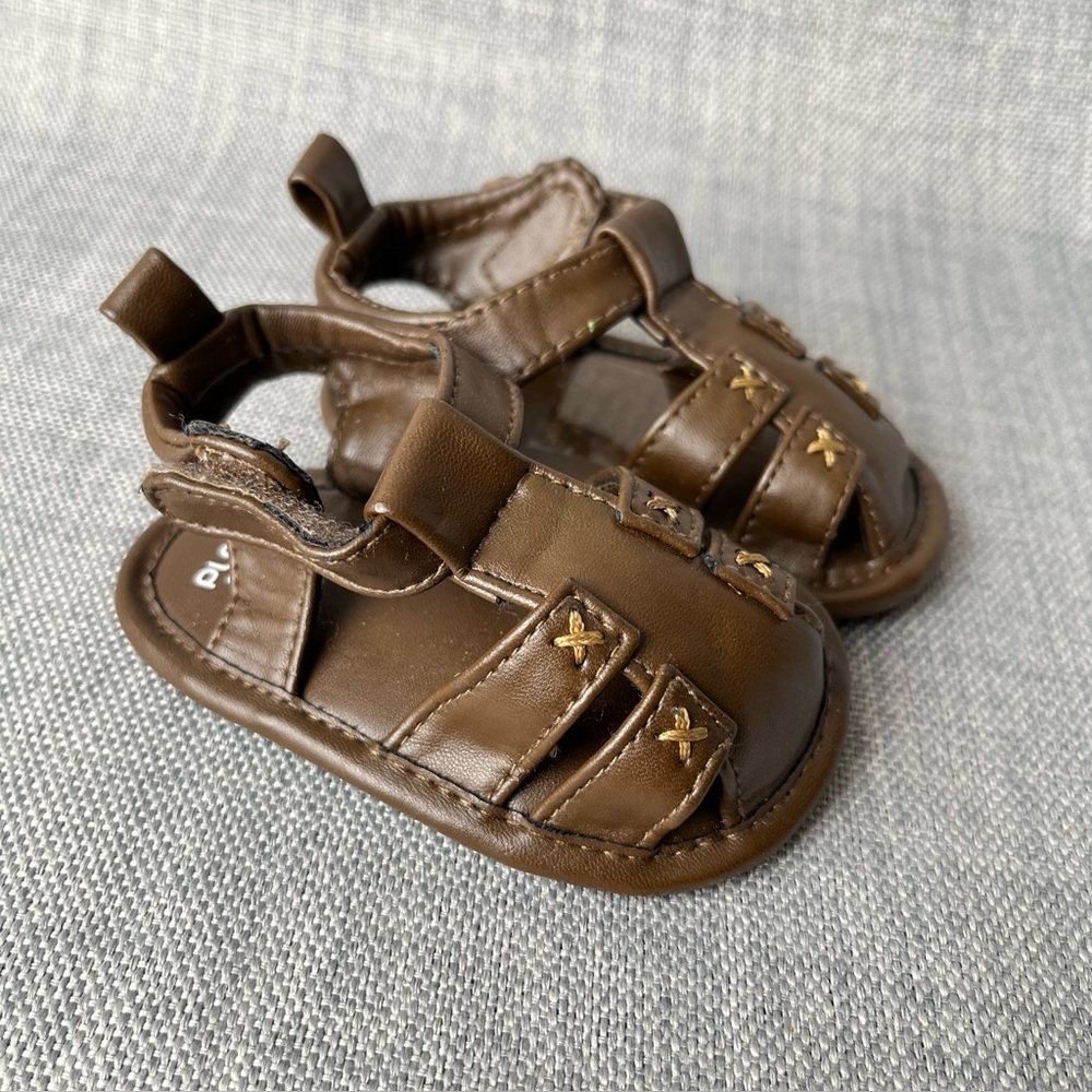 Please Mum Strappy Sandals Baby Boys Size 2 Brown Velcro Closure